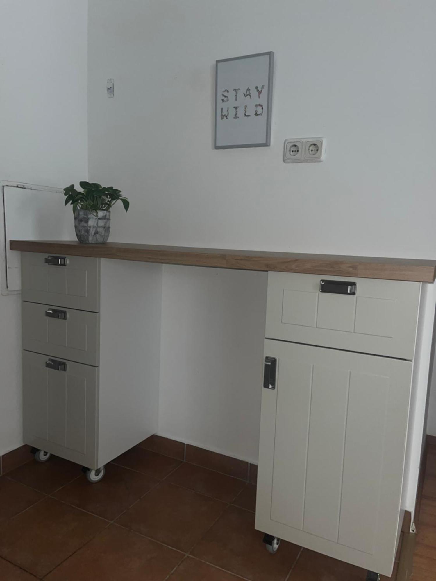 Apartment Center With Optional Garage *