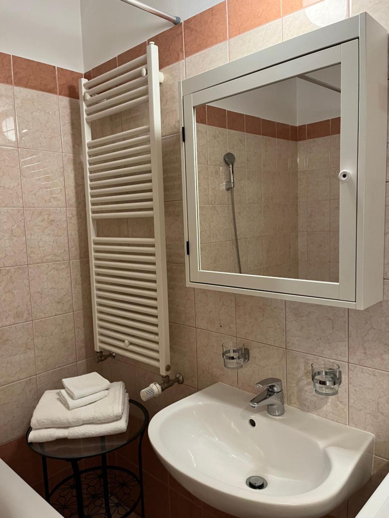 Center With Optional Garage Apartment Budapest